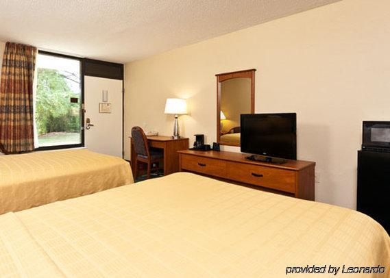 Quality Inn Tupelo Quarto foto